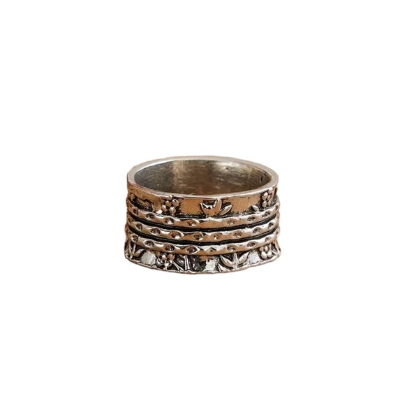 Boho Vintage Style Silver Bumblebee Wide Ring - Picture 5 of 8